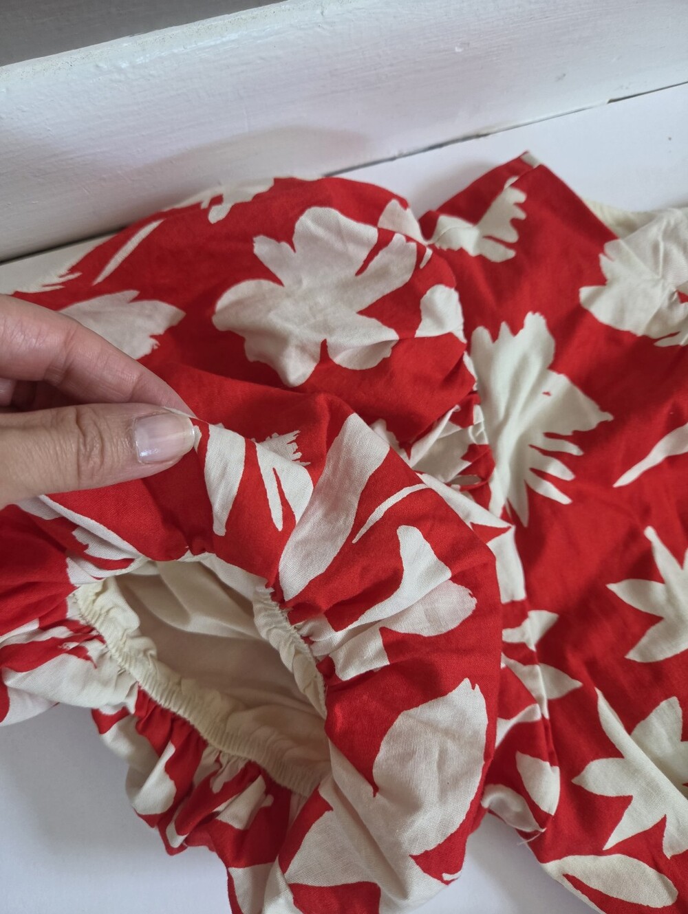 NWT Moon River red cream floral cutout puff sleeve cotton midi dress sz S - Picture 6 of 11